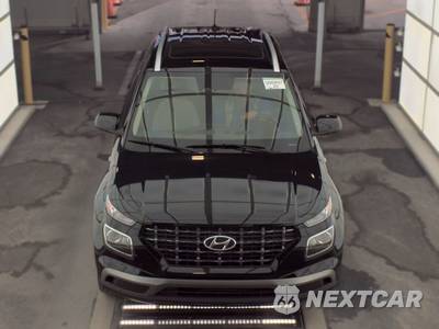 2025 Hyundai Venue SEL - zdjęcie 2 z 29 - miniatura