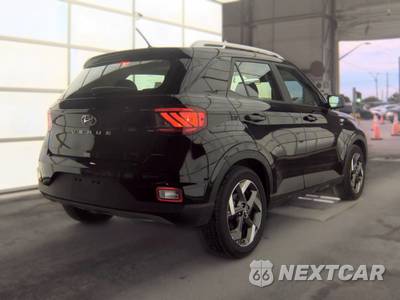 2025 Hyundai Venue SEL - zdjęcie 4 z 29 - miniatura