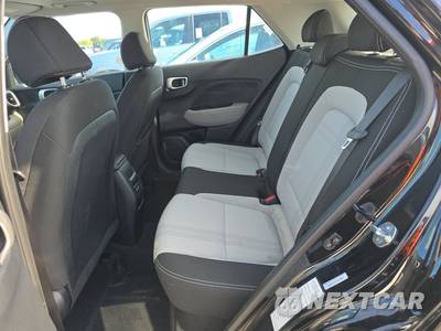 2025 Hyundai Venue SEL - zdjęcie 13 z 29 - miniatura