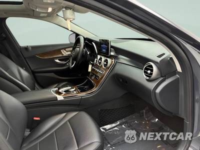 2016 Mercedes-Benz C 300 4MATIC w/Luxury Pkg - zdjęcie 7 z 43 - miniatura