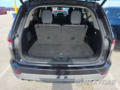 2021 Lincoln Aviator Standard - zdjęcie 17 z 28 - miniatura