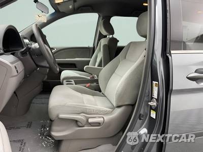 2010 Honda Odyssey LX 118.1" WB - zdjęcie 7 z 36 - miniatura