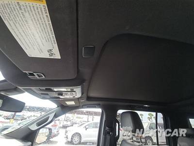2021 Chevrolet Suburban LT 1LT - zdjęcie 21 z 25 - miniatura