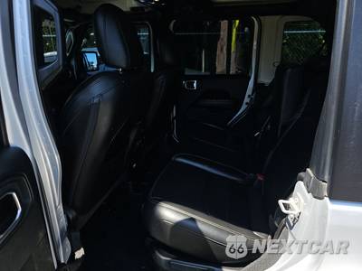 2023 Jeep Wrangler 4xe 4 Door Sahara - zdjęcie 13 z 27 - miniatura