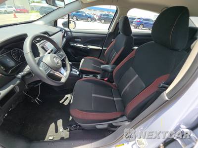 2025 Nissan Versa SR - zdjęcie 7 z 18 - miniatura