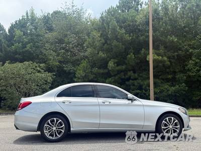 2017 Mercedes-Benz C 300 4MATIC Sedan - zdjęcie 4 z 16 - miniatura