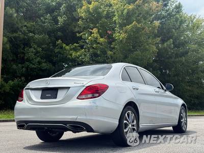 2017 Mercedes-Benz C 300 4MATIC Sedan - zdjęcie 7 z 16 - miniatura