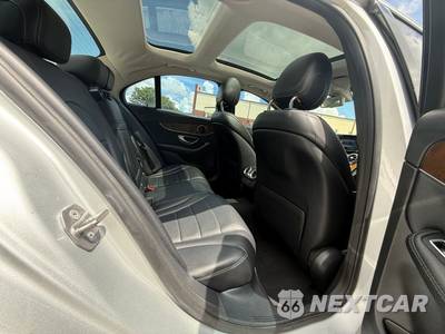 2017 Mercedes-Benz C 300 4MATIC Sedan - zdjęcie 16 z 16 - miniatura