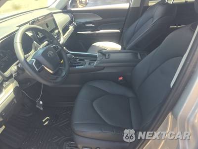 2026 Toyota Grand Highlander Hybrid LE - zdjęcie 7 z 21 - miniatura