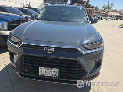 2025 Toyota Grand Highlander Limited - zdjęcie 2 z 22 - miniatura