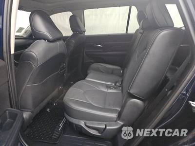 2025 Toyota Grand Highlander Hybrid XLE - zdjęcie 13 z 24 - miniatura