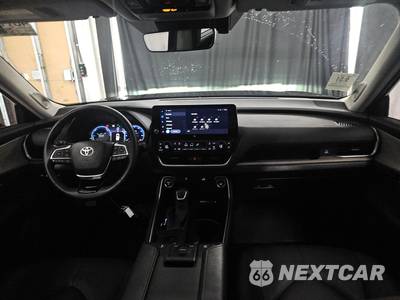 2025 Toyota Grand Highlander Hybrid XLE - zdjęcie 11 z 24 - miniatura