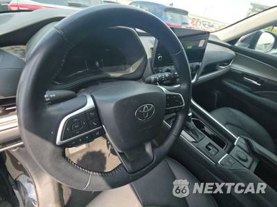 2025 Toyota Grand Highlander XLE - zdjęcie 10 z 27 - miniatura