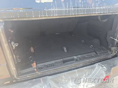 2026 Jeep Wrangler 4 Door Sahara - zdjęcie 16 z 19 - miniatura