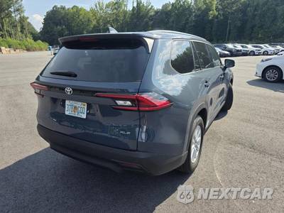 2025 Toyota Grand Highlander XLE - zdjęcie 4 z 34 - miniatura