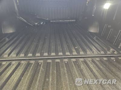 2023 Toyota Tundra Platinum Crew Cab Short Bed - zdjęcie 16 z 34 - miniatura