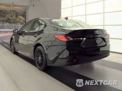 2026 Toyota Camry LE - zdjęcie 6 z 24 - miniatura