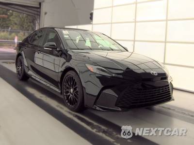 2026 Toyota Camry LE - zdjęcie 3 z 24 - miniatura