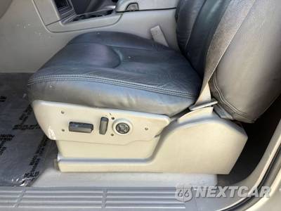 2004 Chevrolet Silverado 1500 LT Crew Cab Short Bed 1SC - zdjęcie 31 z 38 - miniatura