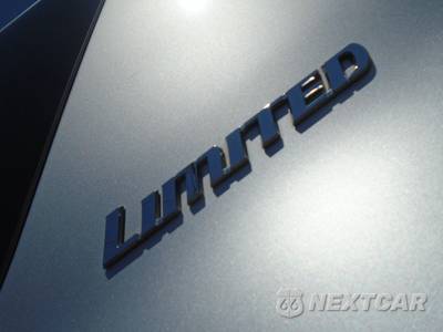 2012 Toyota 4Runner Limited - zdjęcie 34 z 78 - miniatura