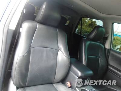 2012 Toyota 4Runner Limited - zdjęcie 42 z 78 - miniatura