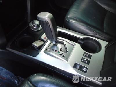 2012 Toyota 4Runner Limited - zdjęcie 72 z 78 - miniatura