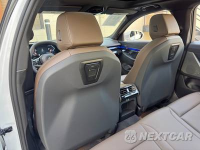 2024 BMW 5 Series Sedan 540i xDrive - zdjęcie 36 z 48 - miniatura