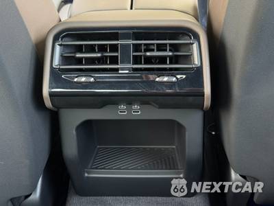 2024 BMW 5 Series Sedan 540i xDrive - zdjęcie 34 z 48 - miniatura
