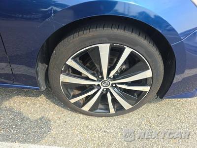 2022 Nissan Altima SR - zdjęcie 9 z 21 - miniatura