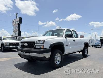 2007 Chevrolet Silverado 2500HD Classic WT Extended Cab Medium Bed 1WT w/Rear Doors
