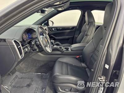 2023 Porsche Cayenne E-Hybrid Coupe - zdjęcie 15 z 48 - miniatura