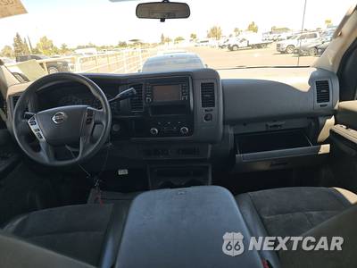 2016 Nissan NV3500 HD Passenger SV 146.1" WB - zdjęcie 11 z 27 - miniatura