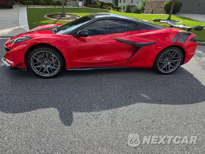 2023 Chevrolet Corvette Z06 Coupe 3LZ - zdjęcie 8 z 45 - miniatura