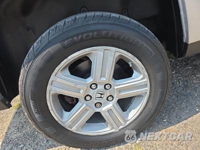 2011 Honda Ridgeline RTL Crew Cab Medium Bed w/Navigation - zdjęcie 10 z 23 - miniatura