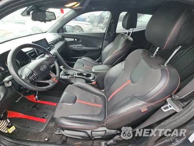 2020 Hyundai Veloster Turbo - zdjęcie 7 z 28 - miniatura
