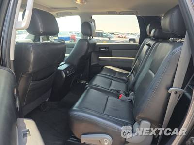 2015 Toyota Sequoia SR5 - zdjęcie 13 z 43 - miniatura