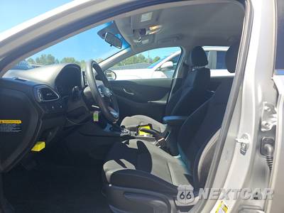 2018 Hyundai Elantra GT Hatchback - zdjęcie 7 z 45 - miniatura