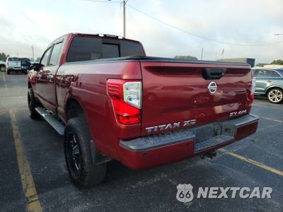 2017 Nissan TITAN XD SV Crew Cab Medium Bed - zdjęcie 6 z 19 - miniatura