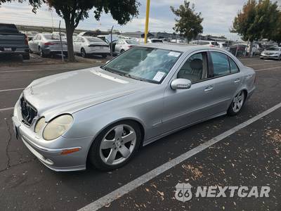 2004 Mercedes-Benz E 500 Sedan - zdjęcie 1 z 30 - miniatura
