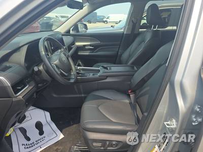 2025 Toyota Grand Highlander XLE - zdjęcie 7 z 27 - miniatura