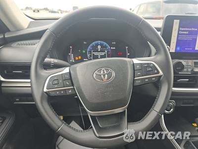 2025 Toyota Grand Highlander XLE - zdjęcie 10 z 35 - miniatura