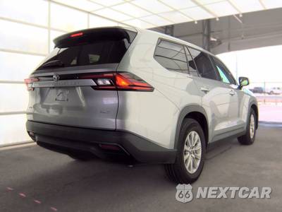 2025 Toyota Grand Highlander XLE - zdjęcie 4 z 33 - miniatura