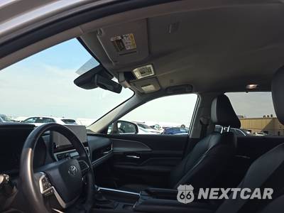 2025 Toyota Grand Highlander XLE - zdjęcie 20 z 32 - miniatura