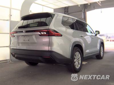 2025 Toyota Grand Highlander XLE - zdjęcie 4 z 32 - miniatura