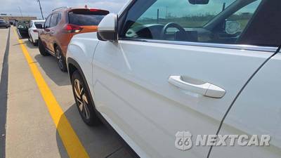 2025 Volkswagen Atlas 2.0T SE w/Technology - zdjęcie 22 z 26 - miniatura