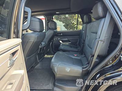 2023 Toyota Sequoia Platinum - zdjęcie 13 z 33 - miniatura