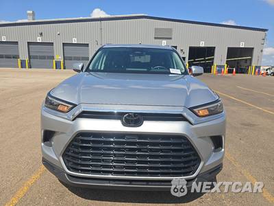 2025 Toyota Grand Highlander XLE - zdjęcie 2 z 25 - miniatura