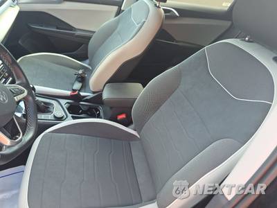 2025 Volkswagen Taos SE - zdjęcie 7 z 24 - miniatura