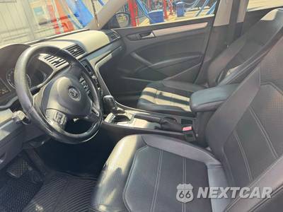 2014 Volkswagen Passat 1.8T Wolfsburg Edition - zdjęcie 15 z 18 - miniatura