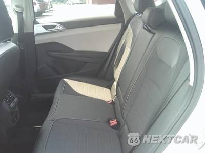 2025 Volkswagen Taos SE - zdjęcie 10 z 27 - miniatura
